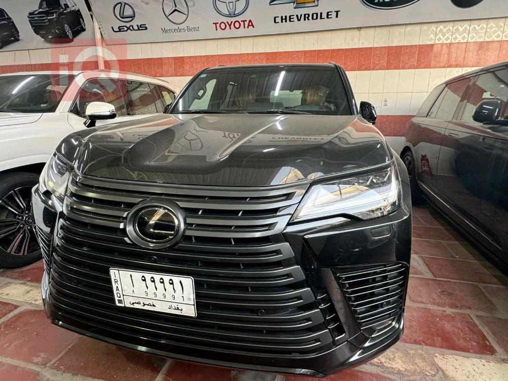 Lexus LX